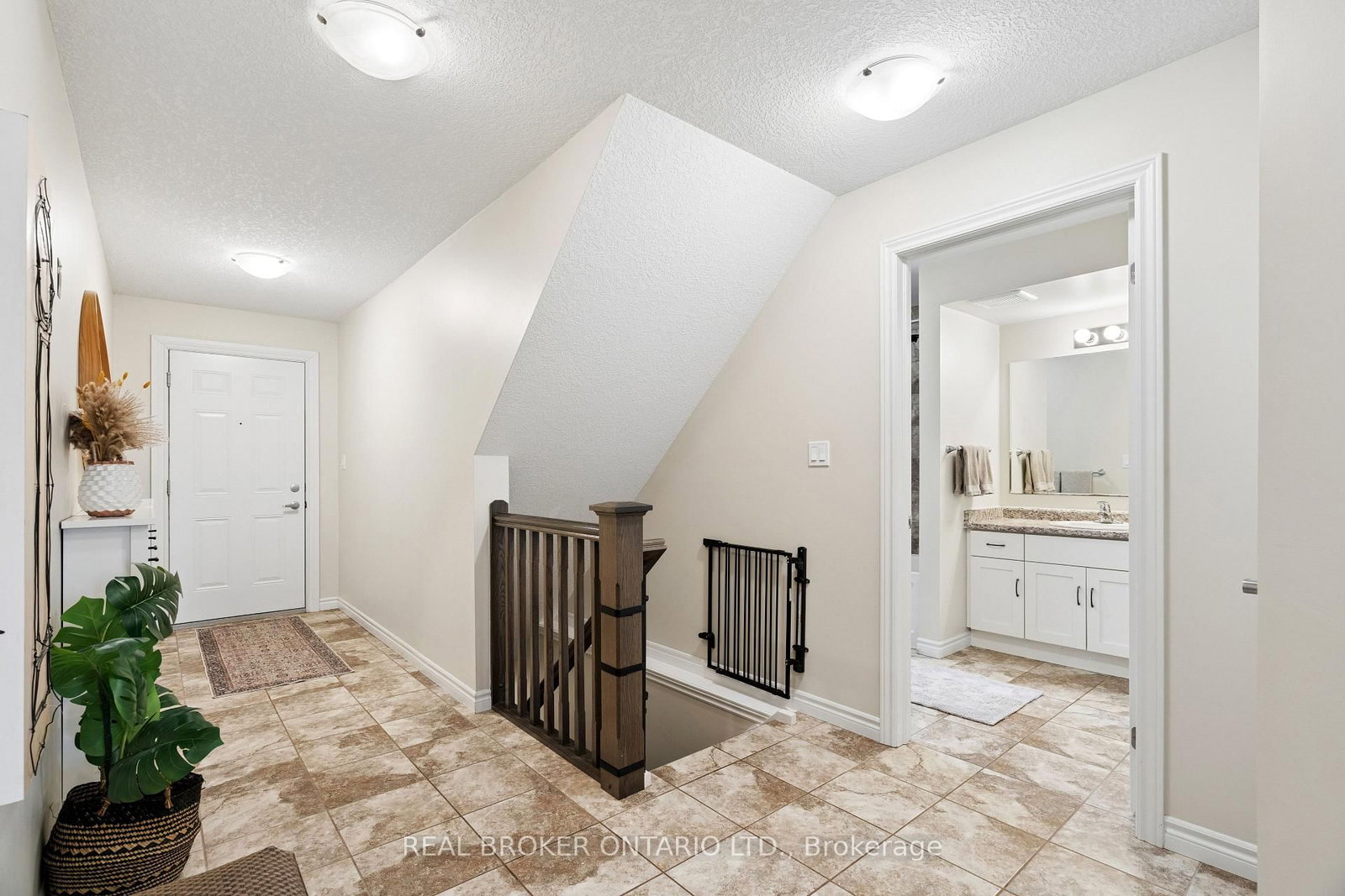 9 Guthrie Lane, Unit 9B - Photo 6