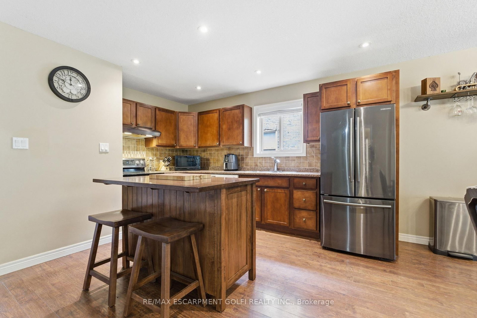 Detached House for sale at 95 West River Street, Brant, Ontario, N3L 2V4 - Paris - MLS: X13020758