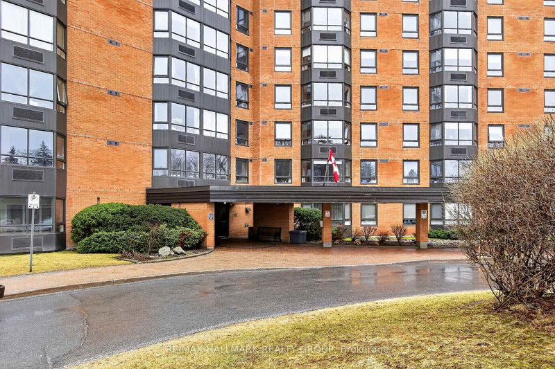 305 - 80 Sandcastle Dr, Ottawa, K2H 9E7 | Image 2