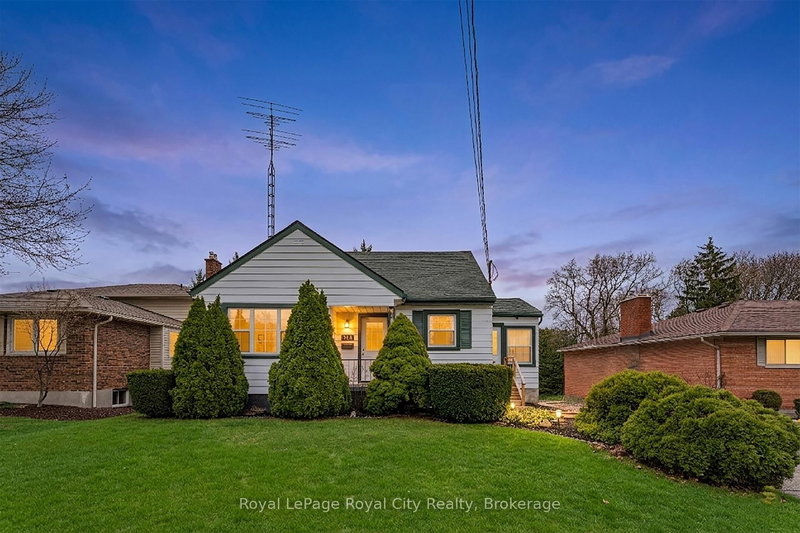 home for sale on 513 Speedvale Avenue E