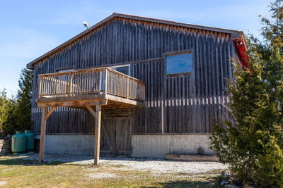 1137 SUNSET Drive • South Bruce Peninsula, ON photo 2