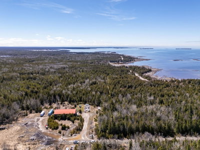1137 SUNSET Drive • South Bruce Peninsula, ON photo 8