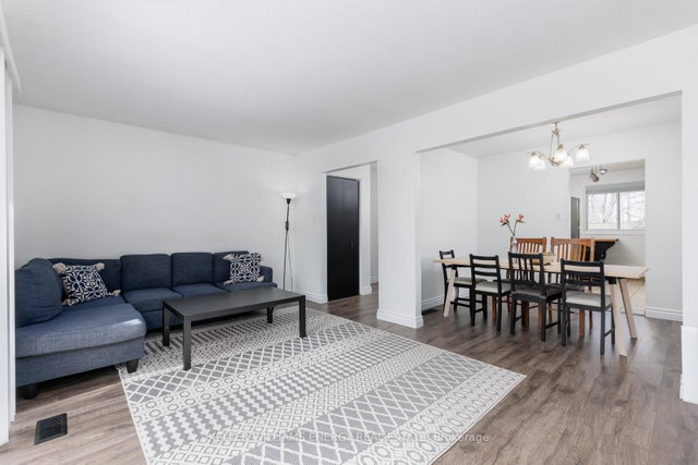 B - 660 Grey Street