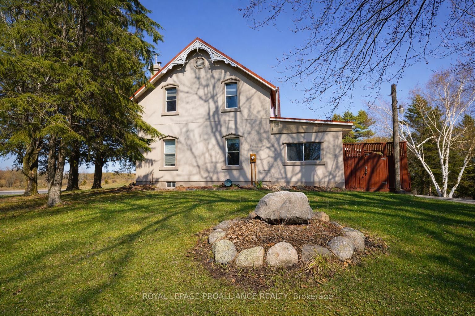 Listing Image 7