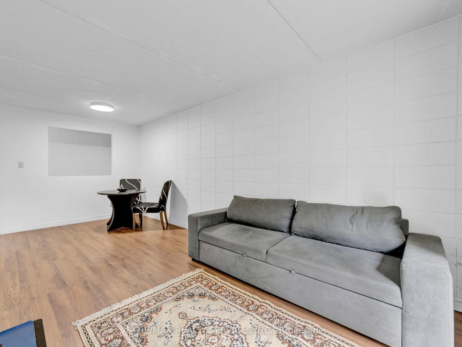 30 Hickory Street E, Unit 103 - Photo 7