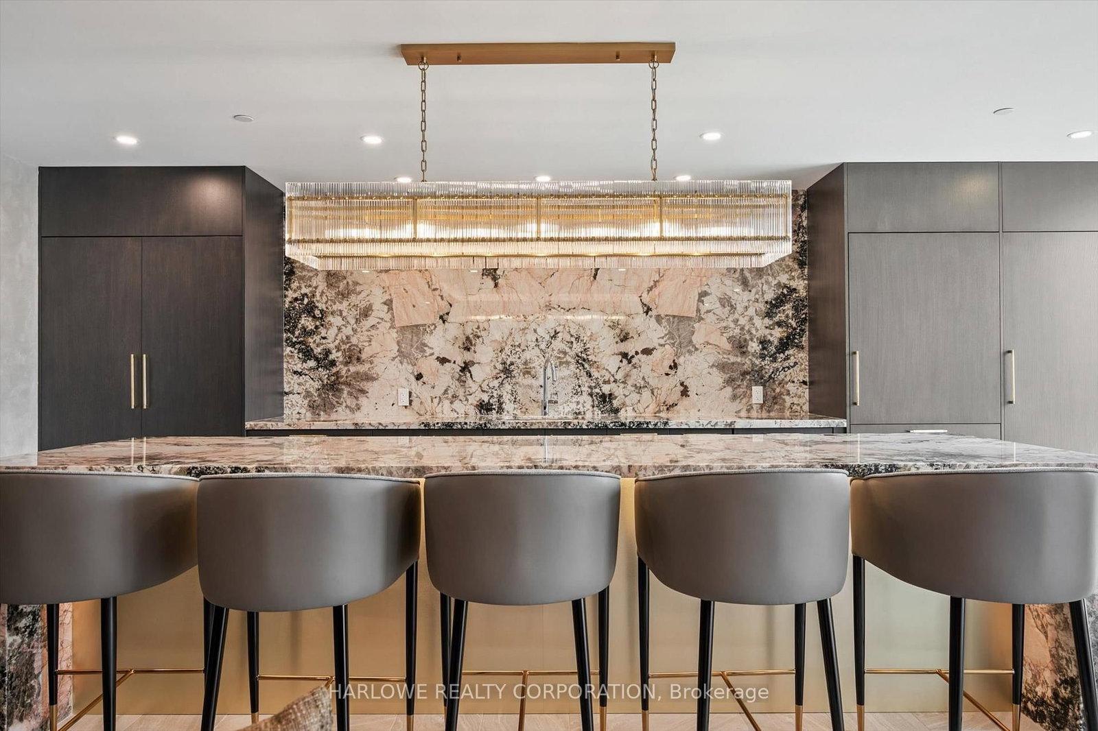 93 Arthur Street S, Unit 806 - Photo 11