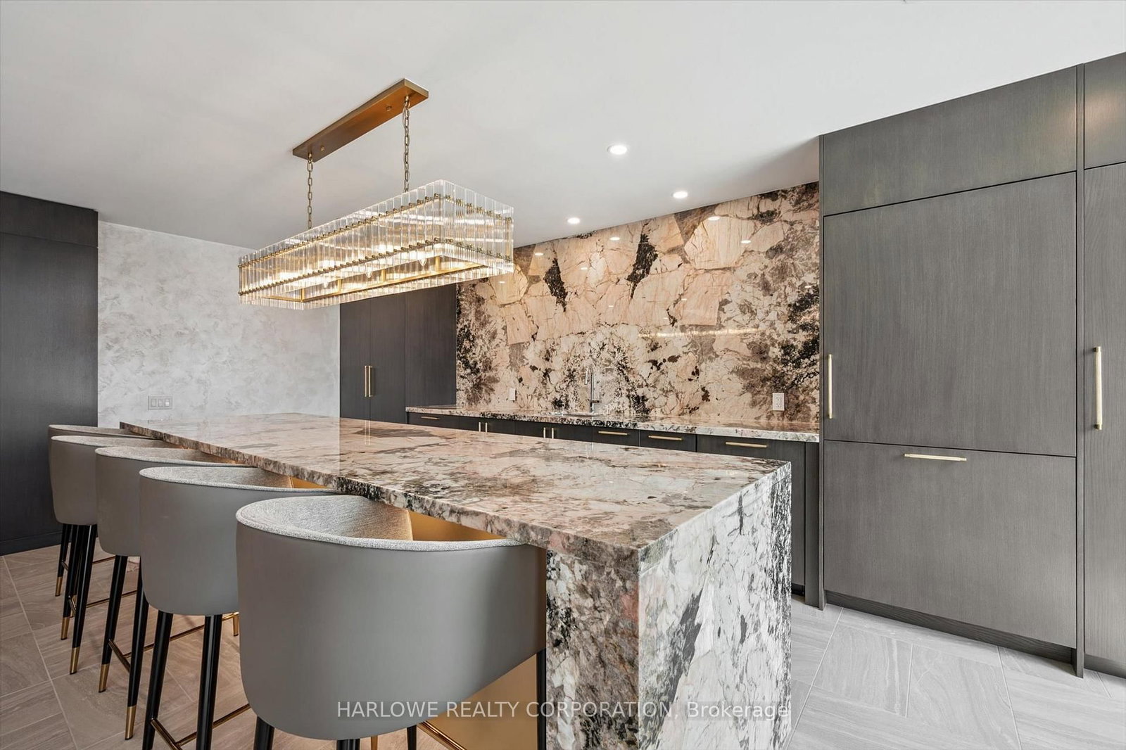 93 Arthur Street S, Unit 806 - Photo 12