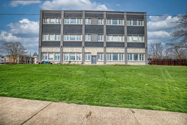 Unit #12 - 2 Lewis Street