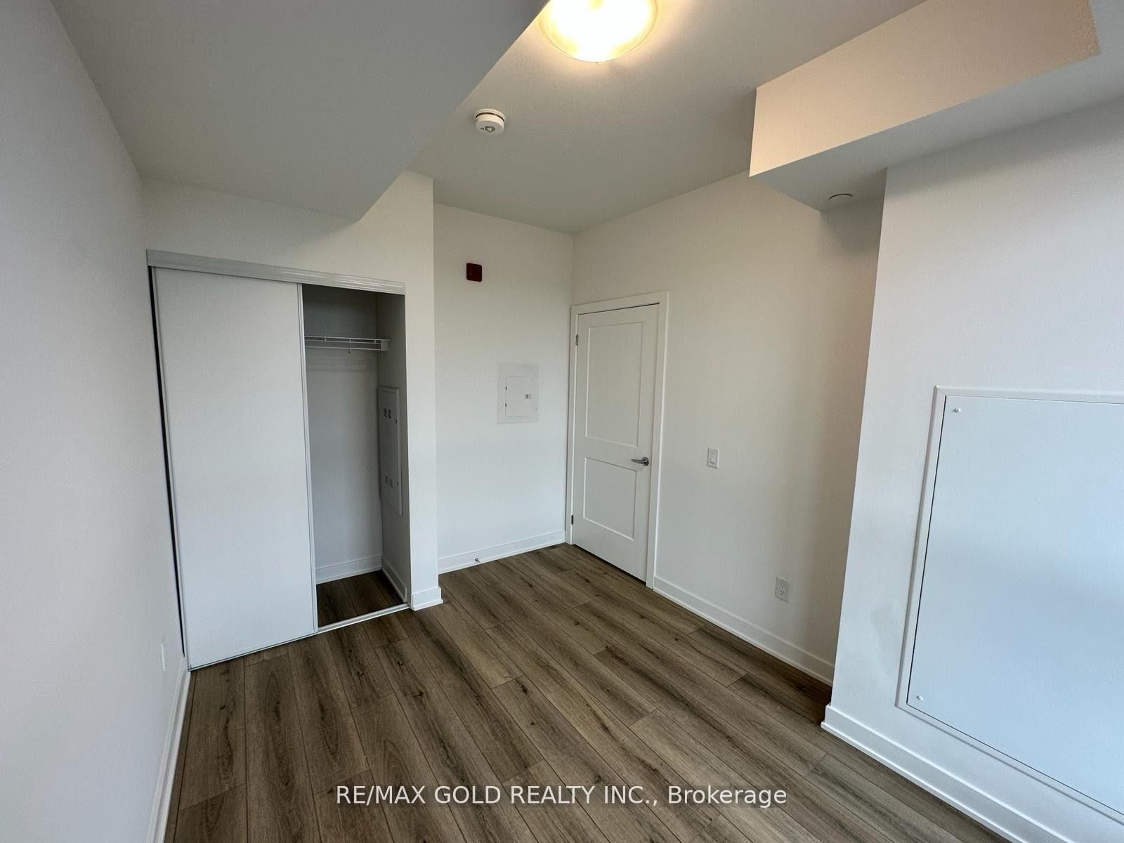 312 Erb Street W, Unit 605 - Photo 6