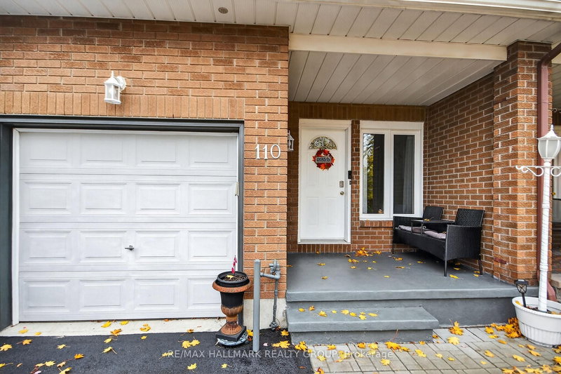 110 Hunter's Glen Cres, Ottawa, K1T 3R1 | Image 2