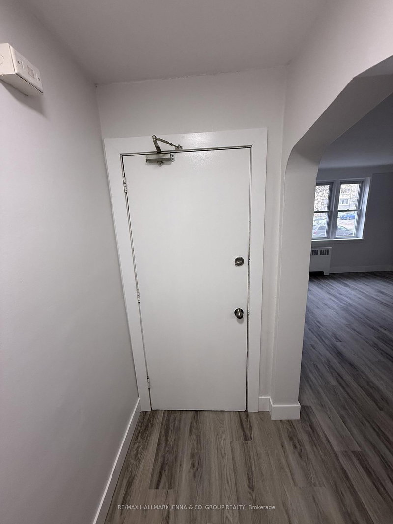 3 - 280 Blake Blvd, Ottawa, K1L 6L7 | Image 3