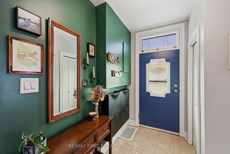 137 Stephen St, Kingston, K7K 2C6 | Image 2