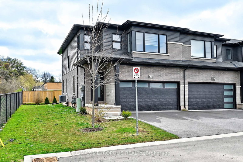 104 - 4552 Portage Rd, Niagara Falls, L2E 6A8 | Image 2