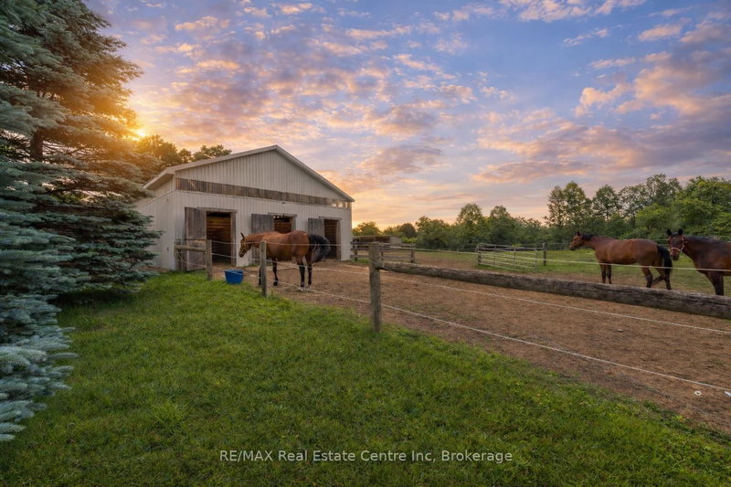 3988 Hwy 6 Highway, Puslinch, N0B 2J0 | Image 3