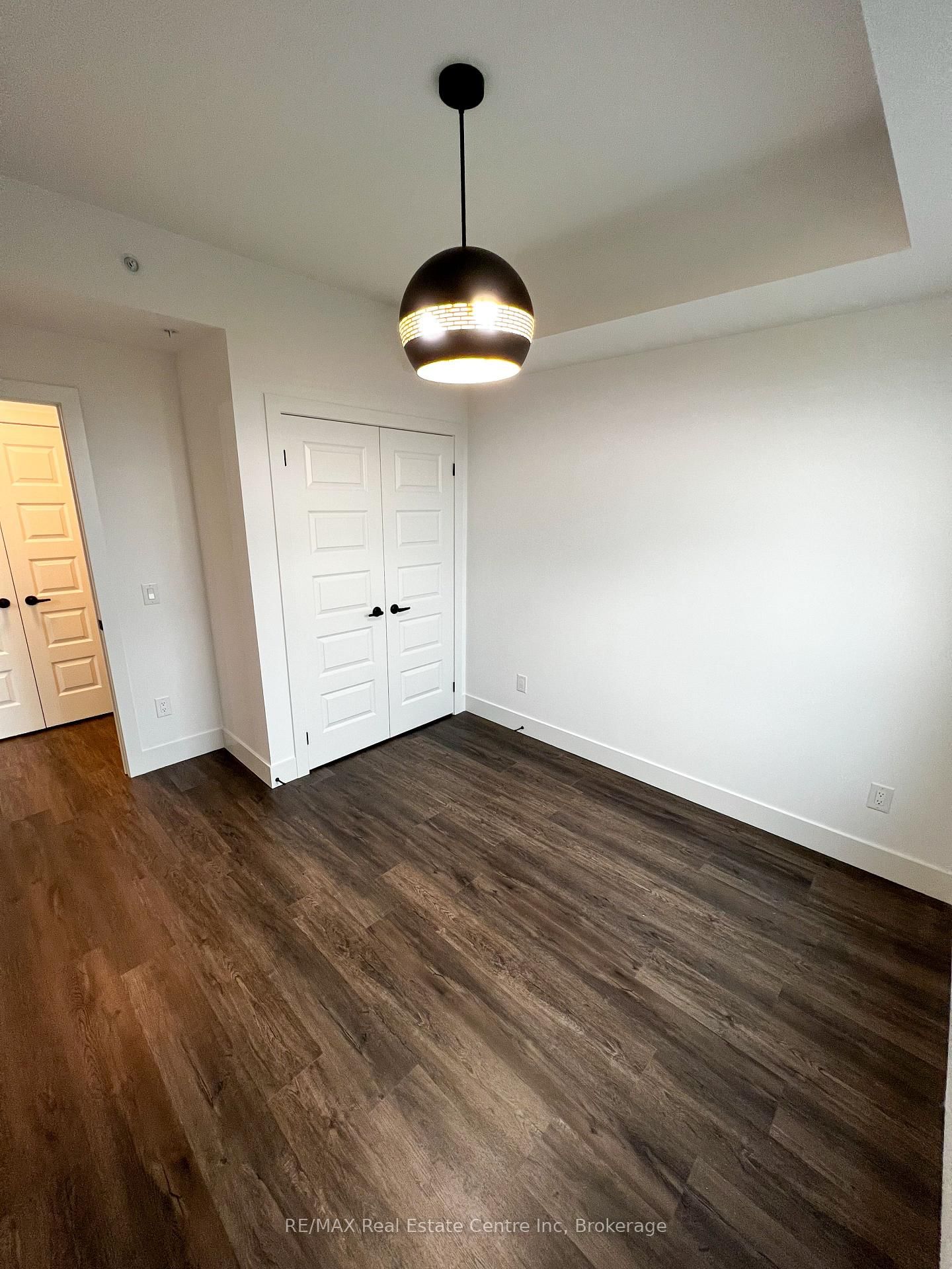 26 Lowes Road W, Unit 602 - Photo 12