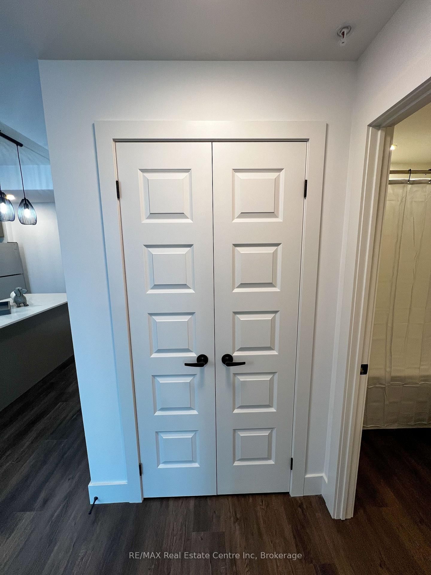 26 Lowes Road W, Unit 602 - Photo 9