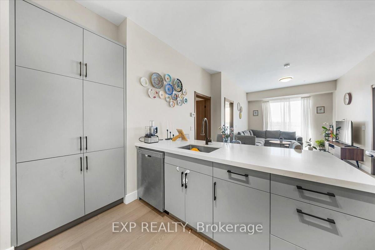 180 Kanata Avenue, Unit 515 - Photo 7