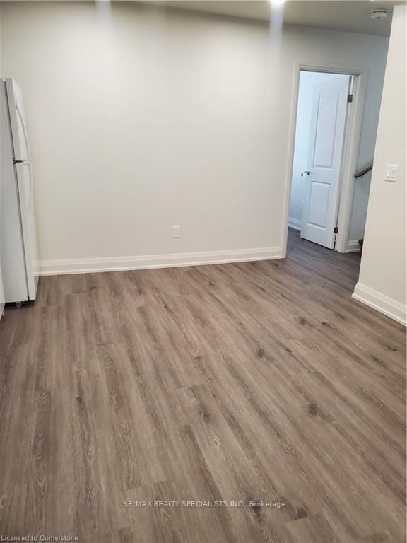 307 King Street E, Unit #204 - Photo 5