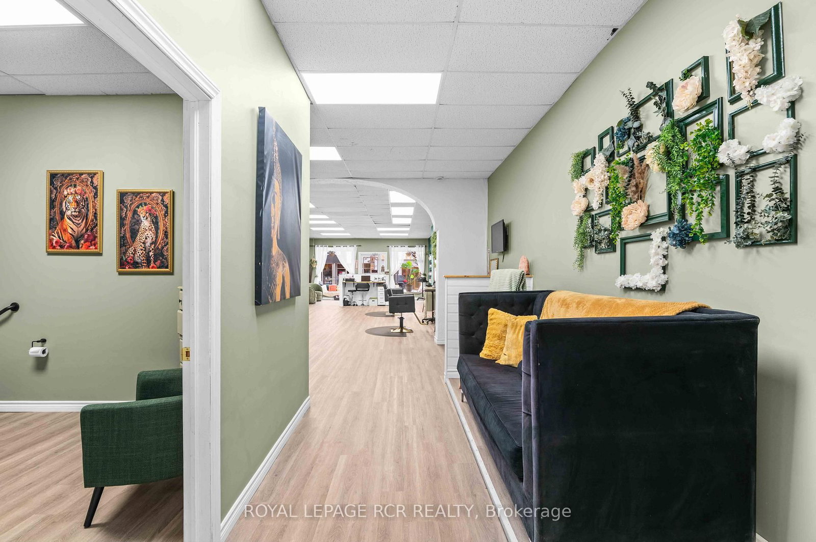 28 SYKES Street N - Photo 18