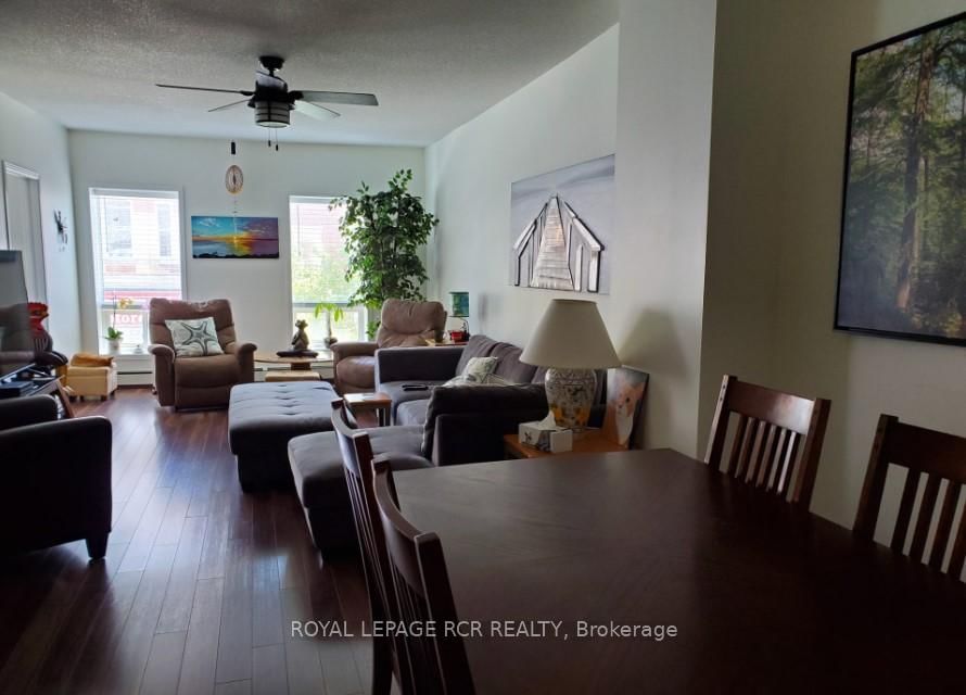 28 SYKES Street N - Photo 29