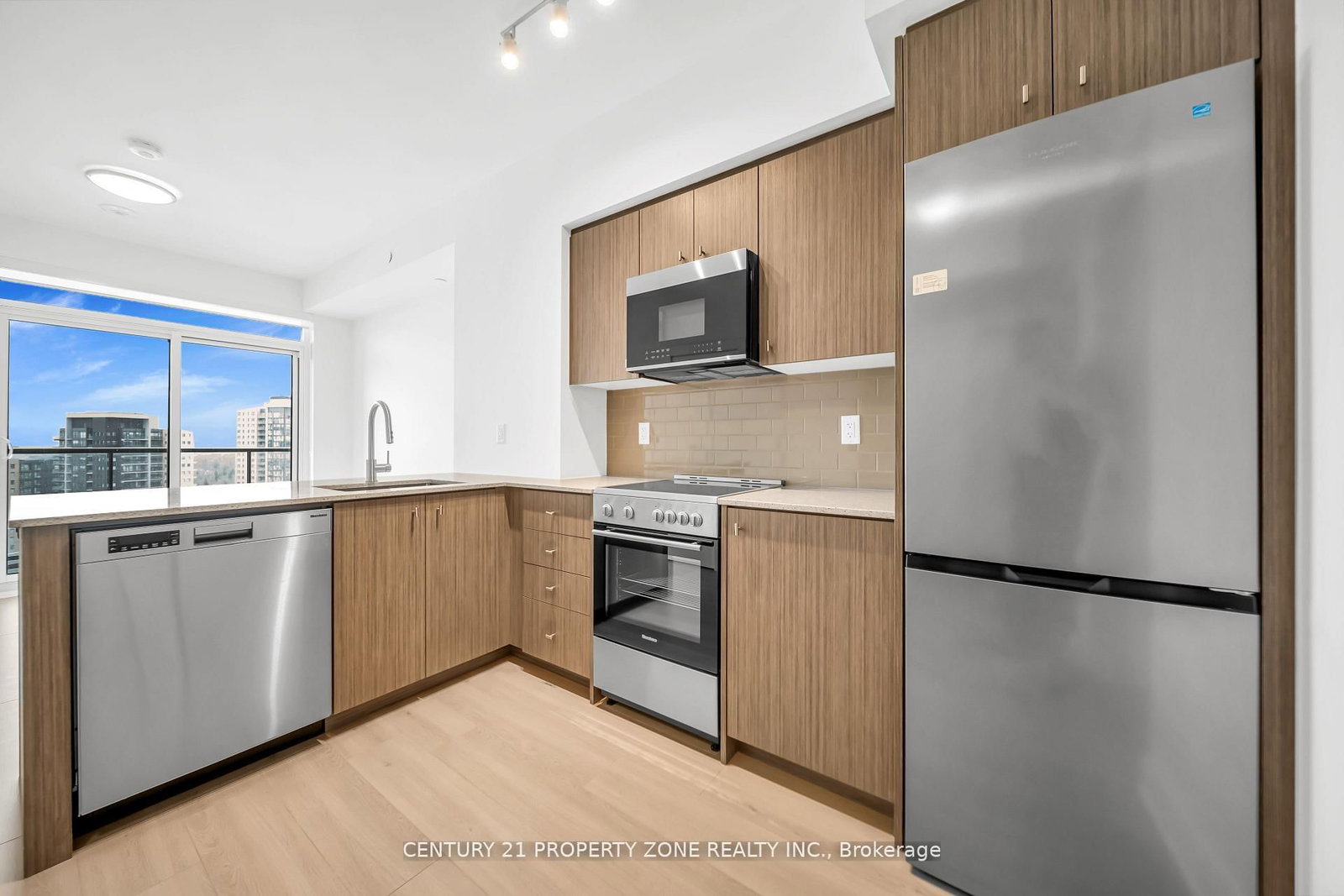 25 Wellington Street, Unit 1914 - Photo 8