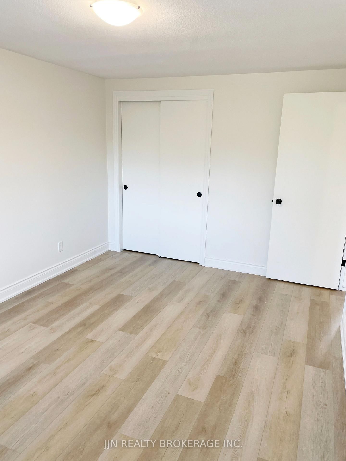 54 Nello Street - Photo 15