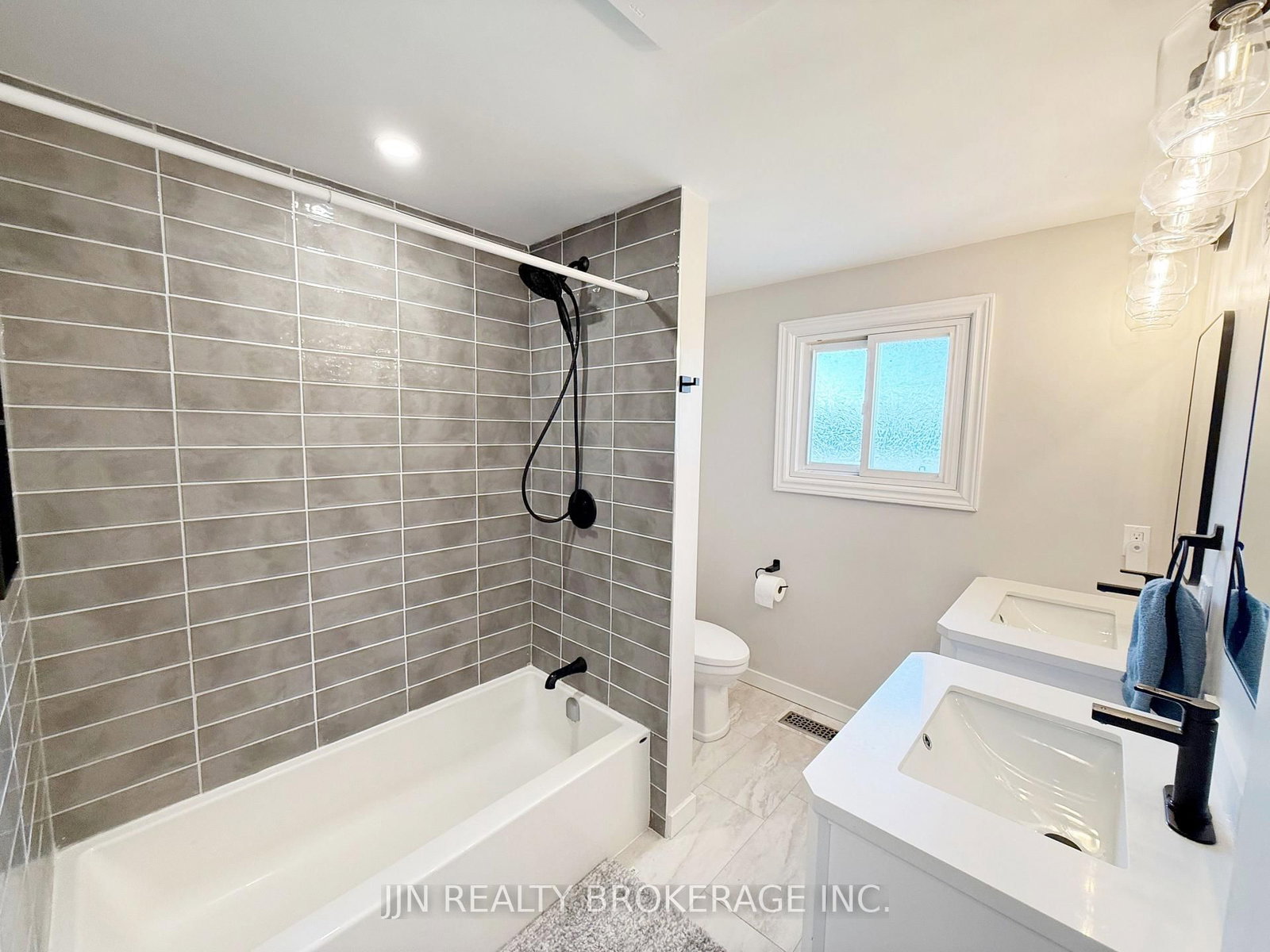 54 Nello Street - Photo 16