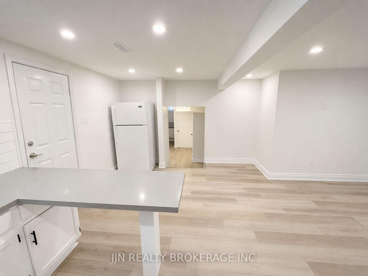 54 Nello Street - Photo 27