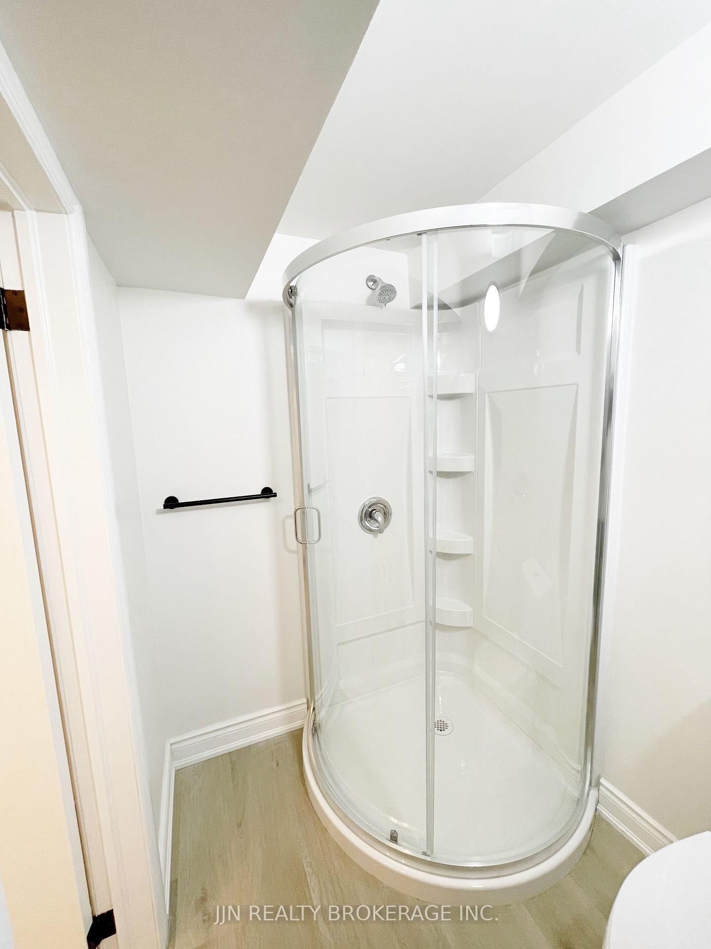 54 Nello Street - Photo 37