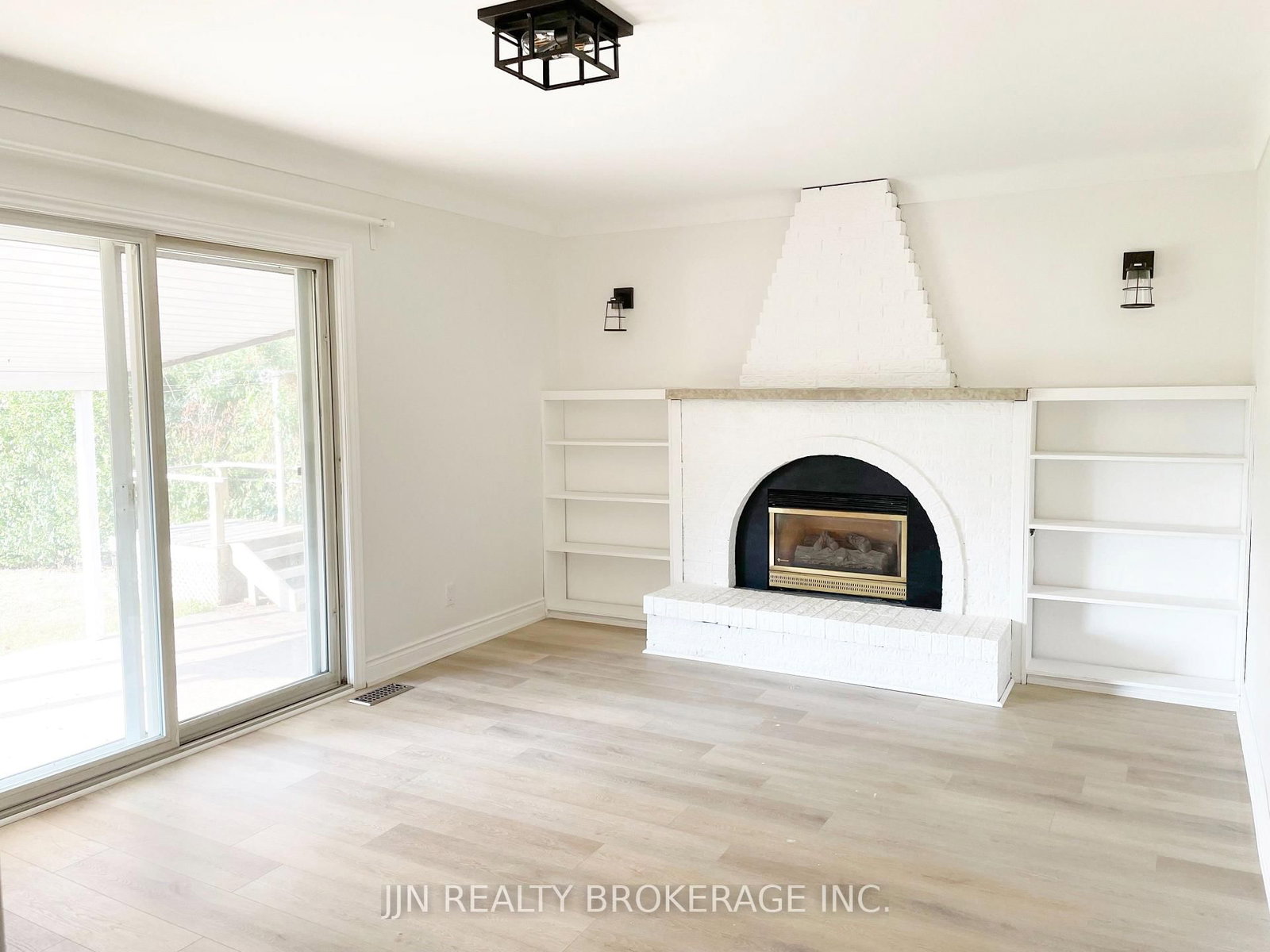 54 Nello Street - Photo 9