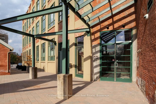 221 - 26 Ontario Street