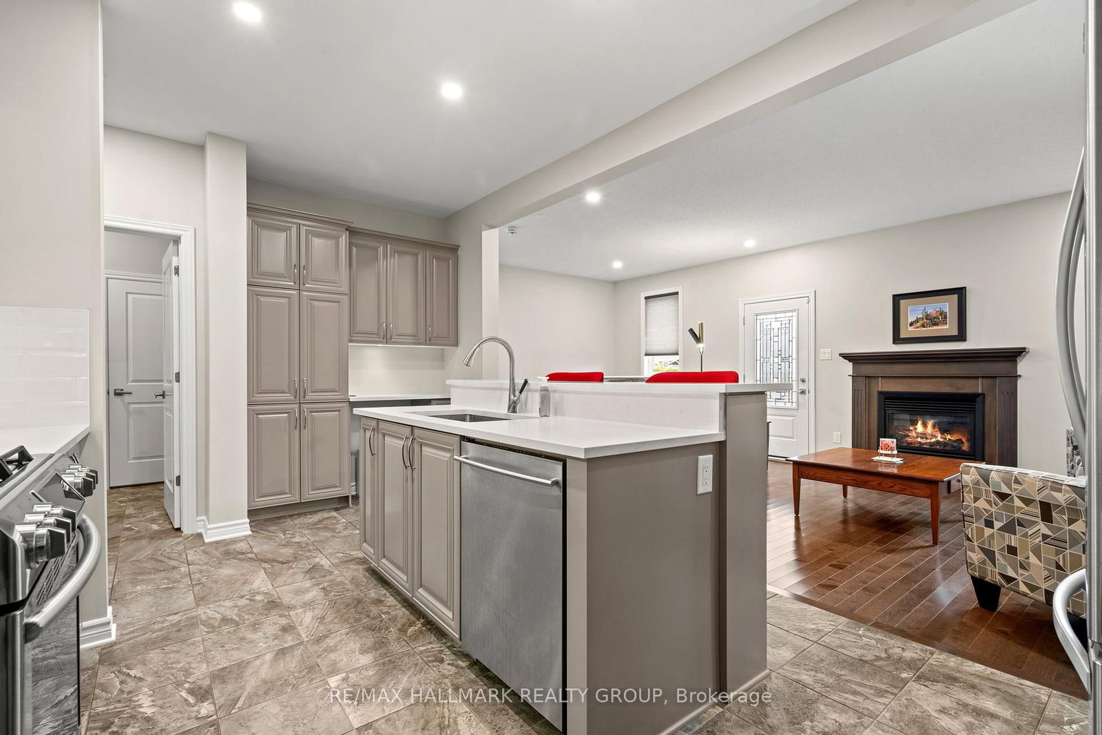 321 Hepatica Way - Photo 14