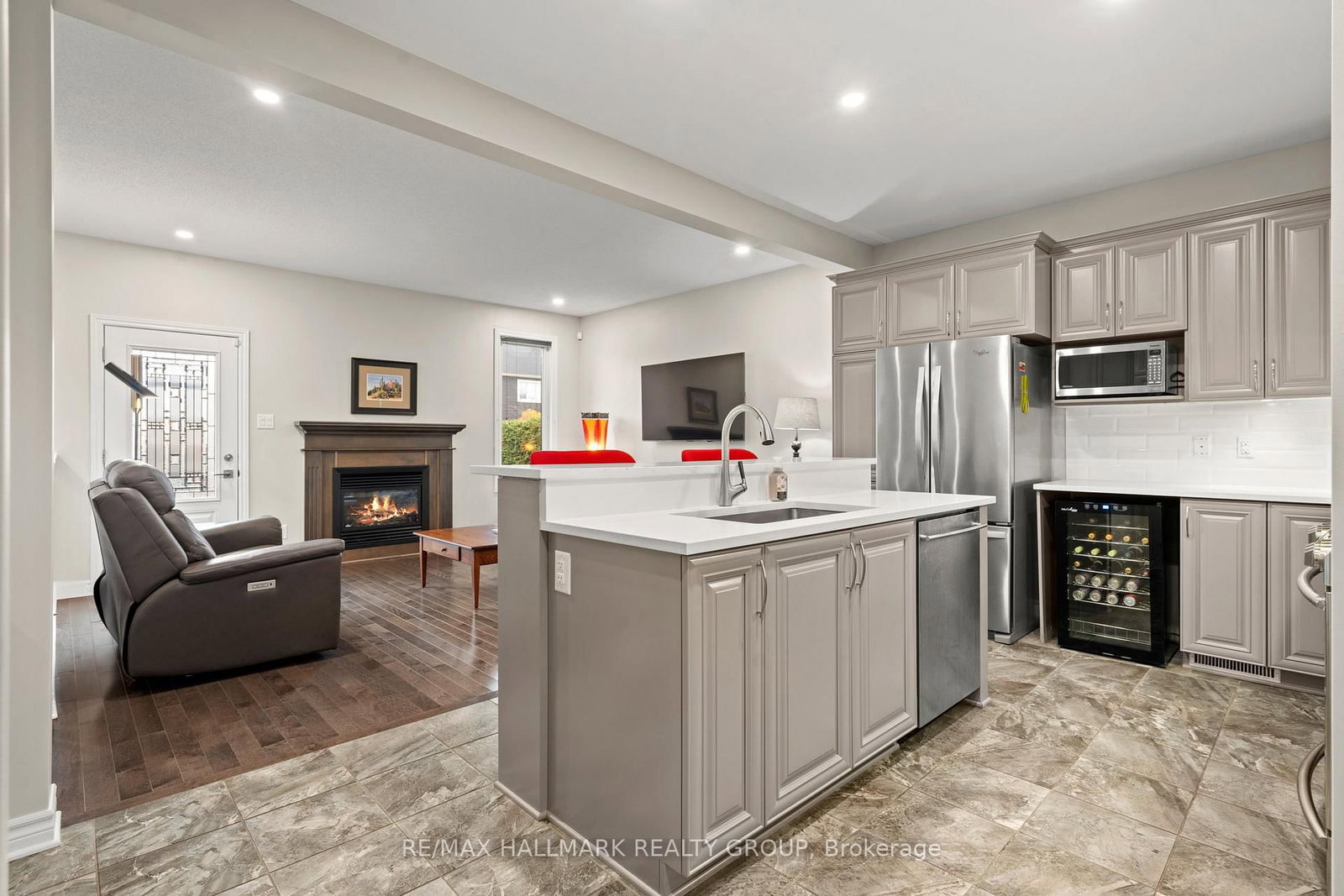 321 Hepatica Way - Photo 15