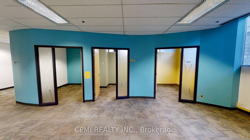 102 - 1430 Blair Pl, Ottawa, K1J 9N2 | Image 3