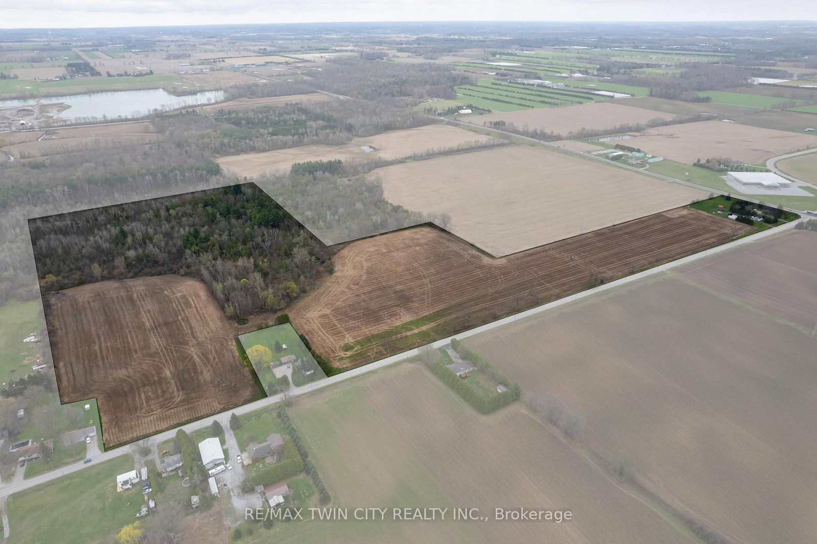 8 CONC. 8 TOWNSEND • Norfolk, ON photo 1