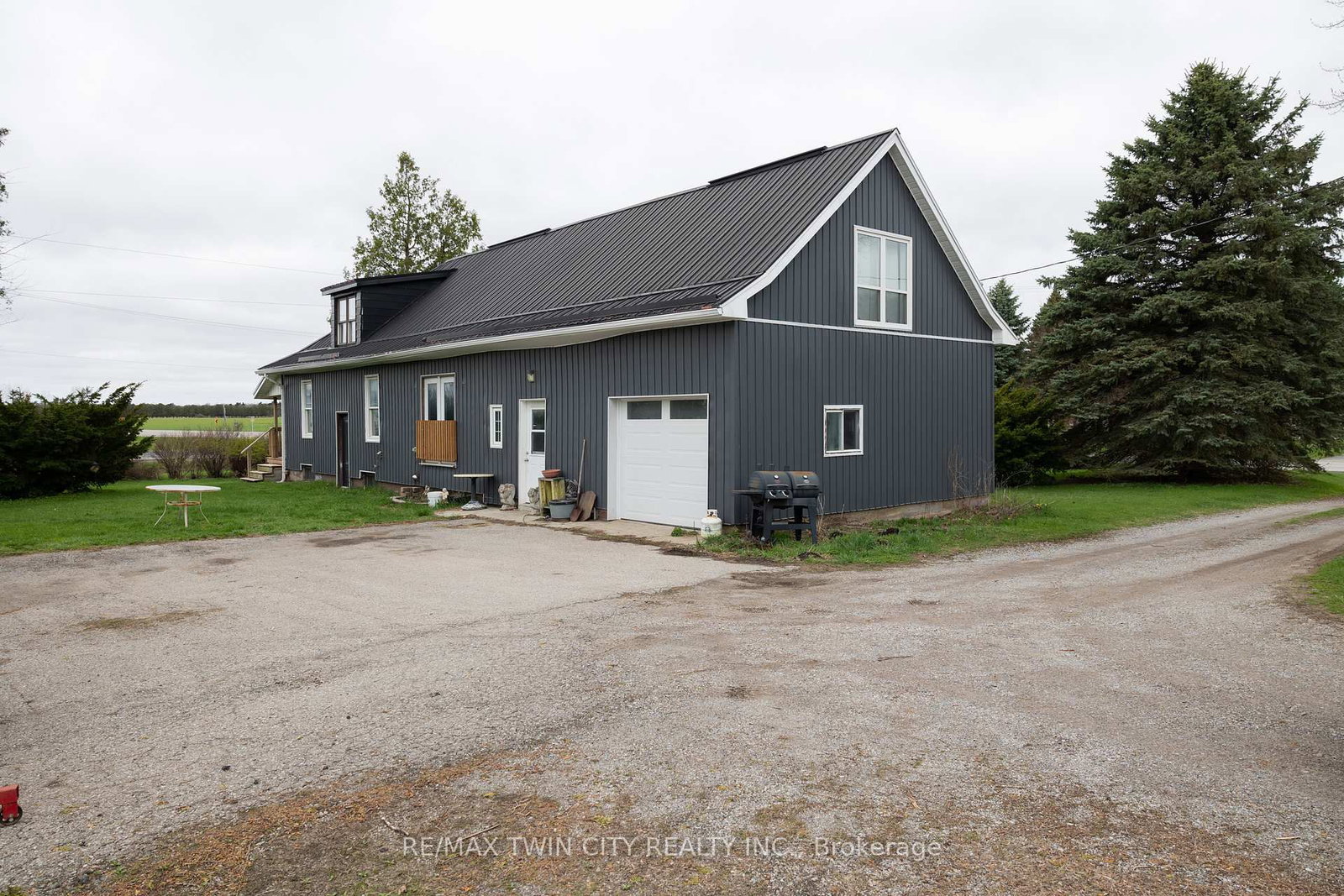 8 CONC. 8 TOWNSEND • Norfolk, ON photo 10