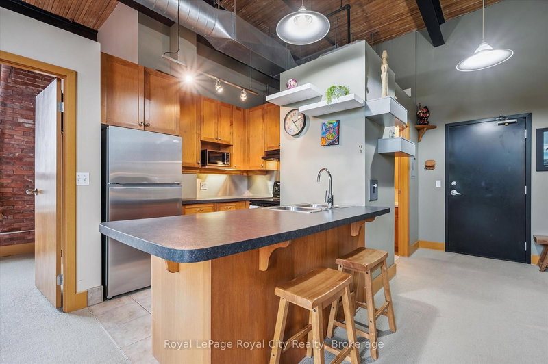 227 - 26 Ontario St, Guelph, N1E 7K1 | Image 2