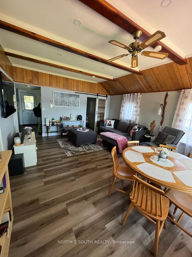 55 Paradise Rd, Kawartha Lakes, K0M 1B0 | Image 2