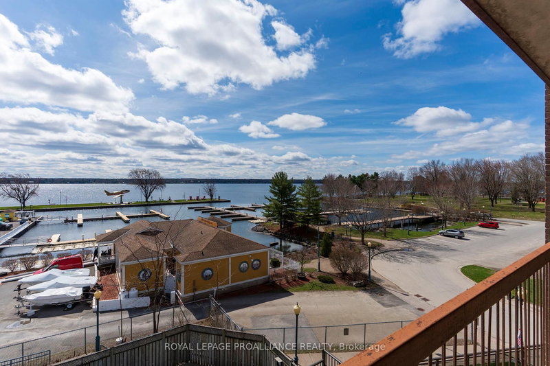 410 - 3 Apple St, Brockville, K6V 4X5 | Image 3