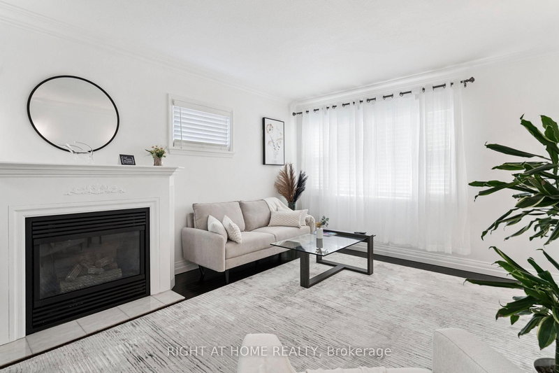 105 Glenridge Ave, St. Catharines, L2R 4X5 | Image 3