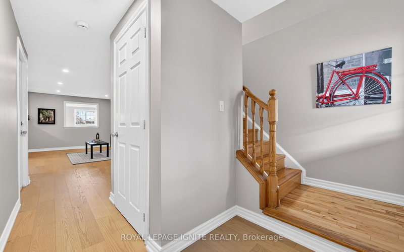 30 Bridlewreath St, Kitchener, N2E 3V5 | Image 3