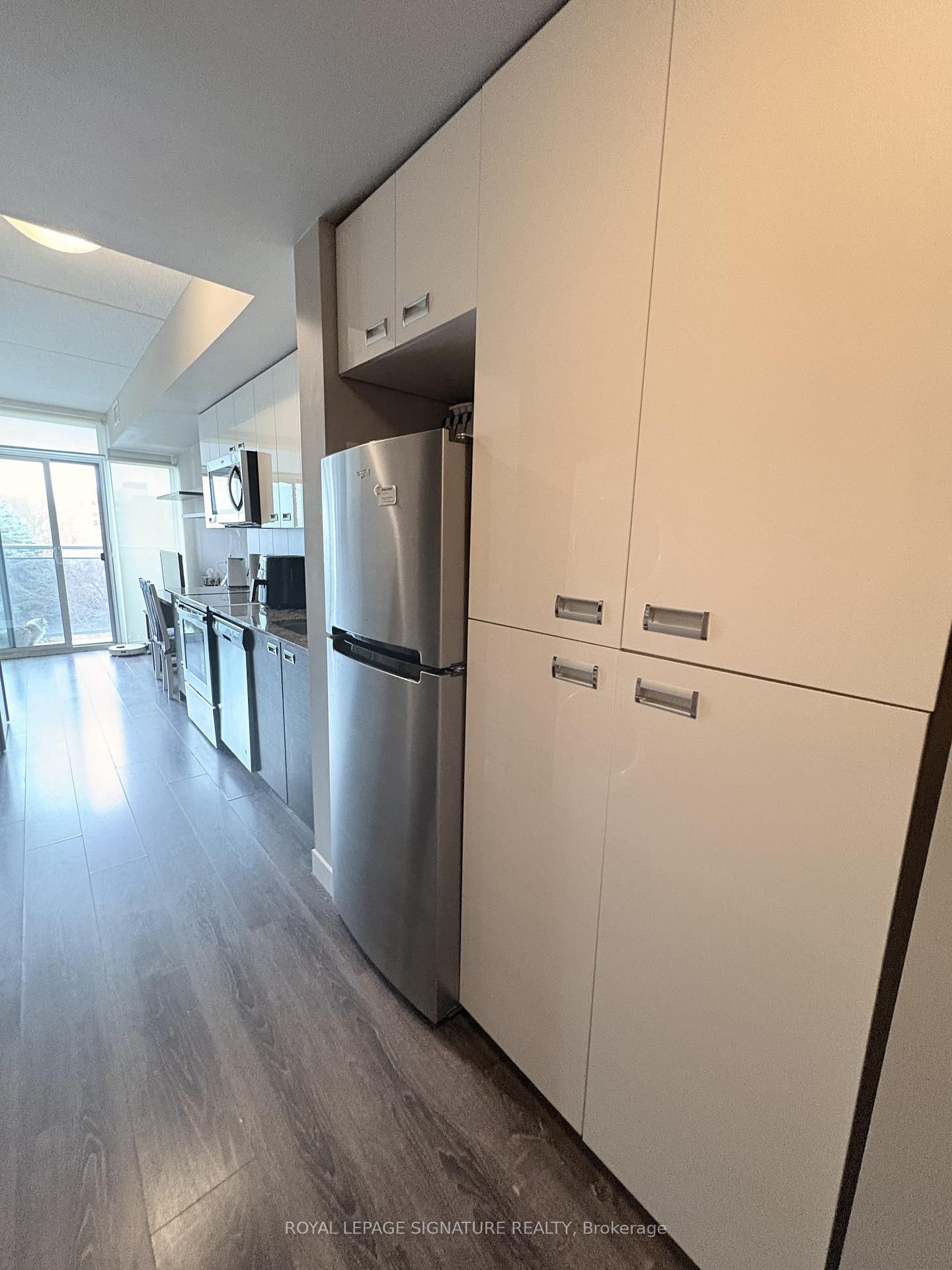 308 Lester Street, Unit 431 - Photo 10