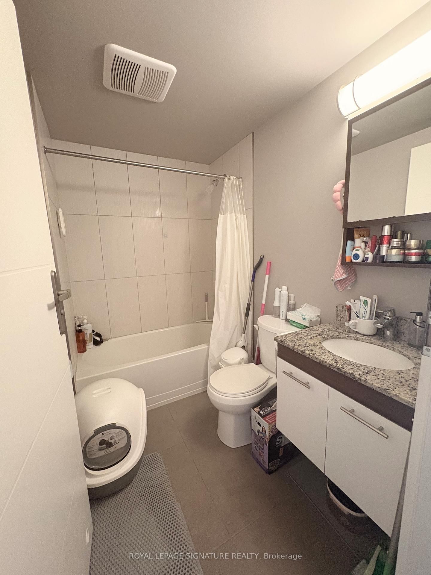 308 Lester Street, Unit 431 - Photo 18