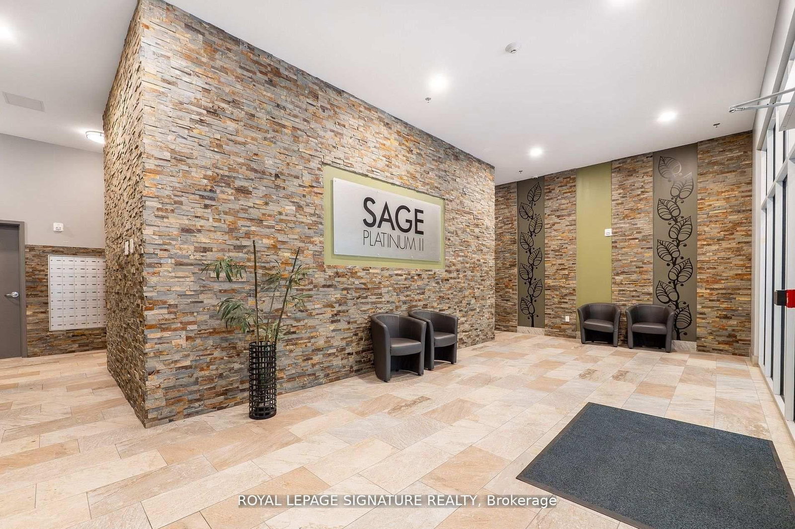 308 Lester Street, Unit 431 - Photo 4