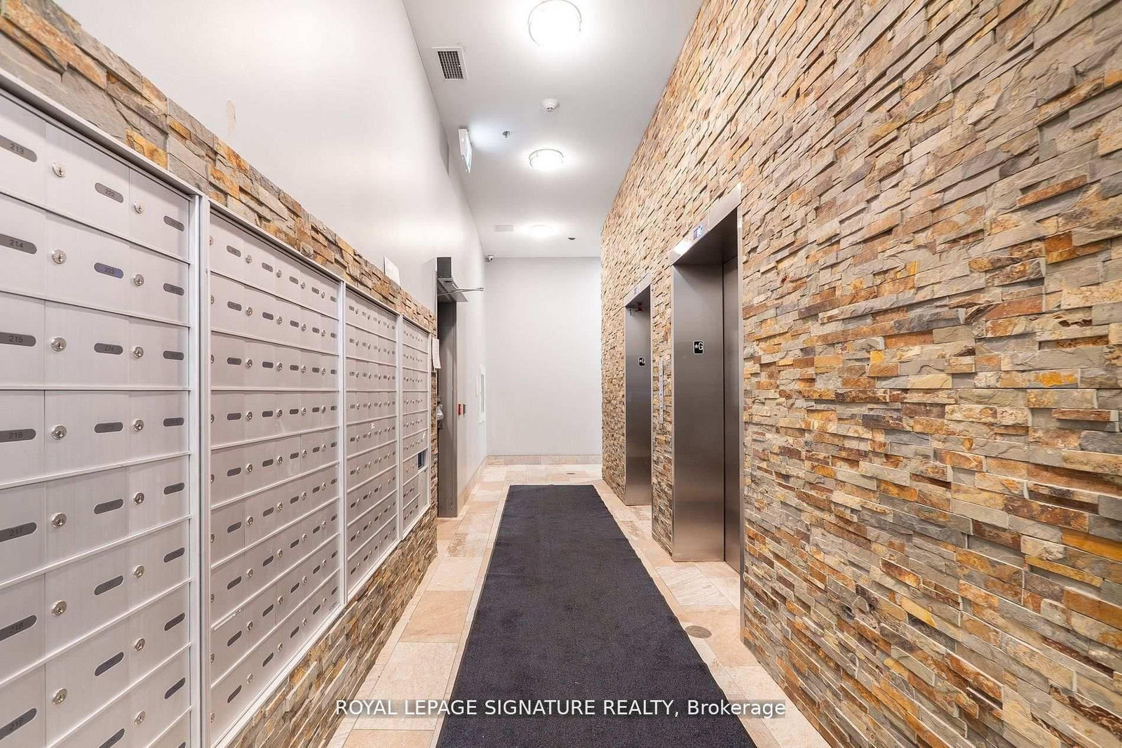 308 Lester Street, Unit 431 - Photo 5