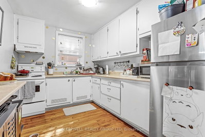54 Centennial Boulevard • Ottawa, ON photo 9