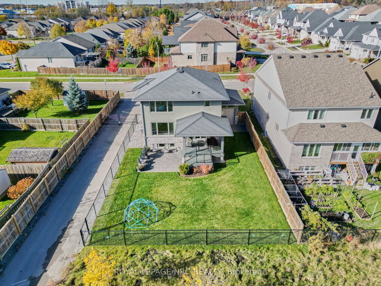 80 Days Avenue - Photo 45