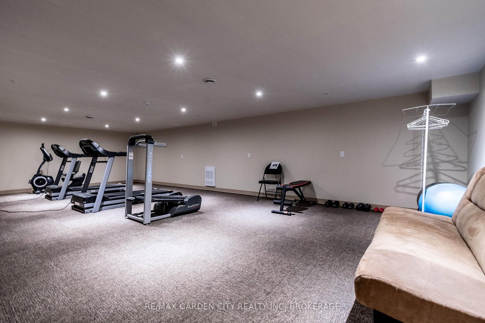 16 Sullivan Avenue, Unit 307 - Photo 24