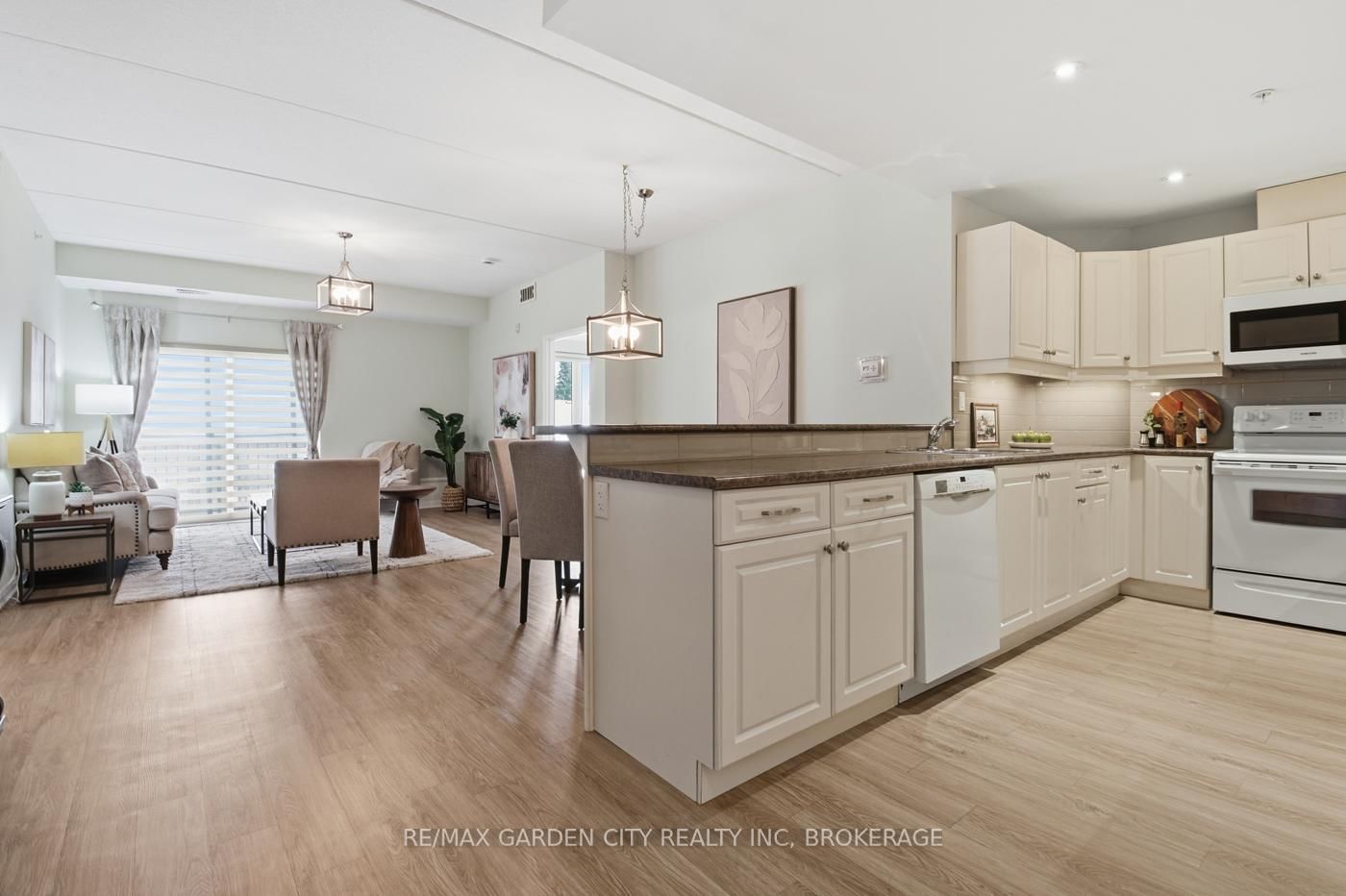 16 Sullivan Avenue, Unit 307 - Photo 8