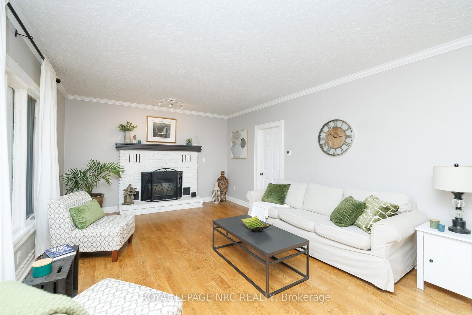 Detached House for sale at 9 Nursery Lane, Pelham, Ontario, L0S 1E1 - Fonthill - MLS: X13022558